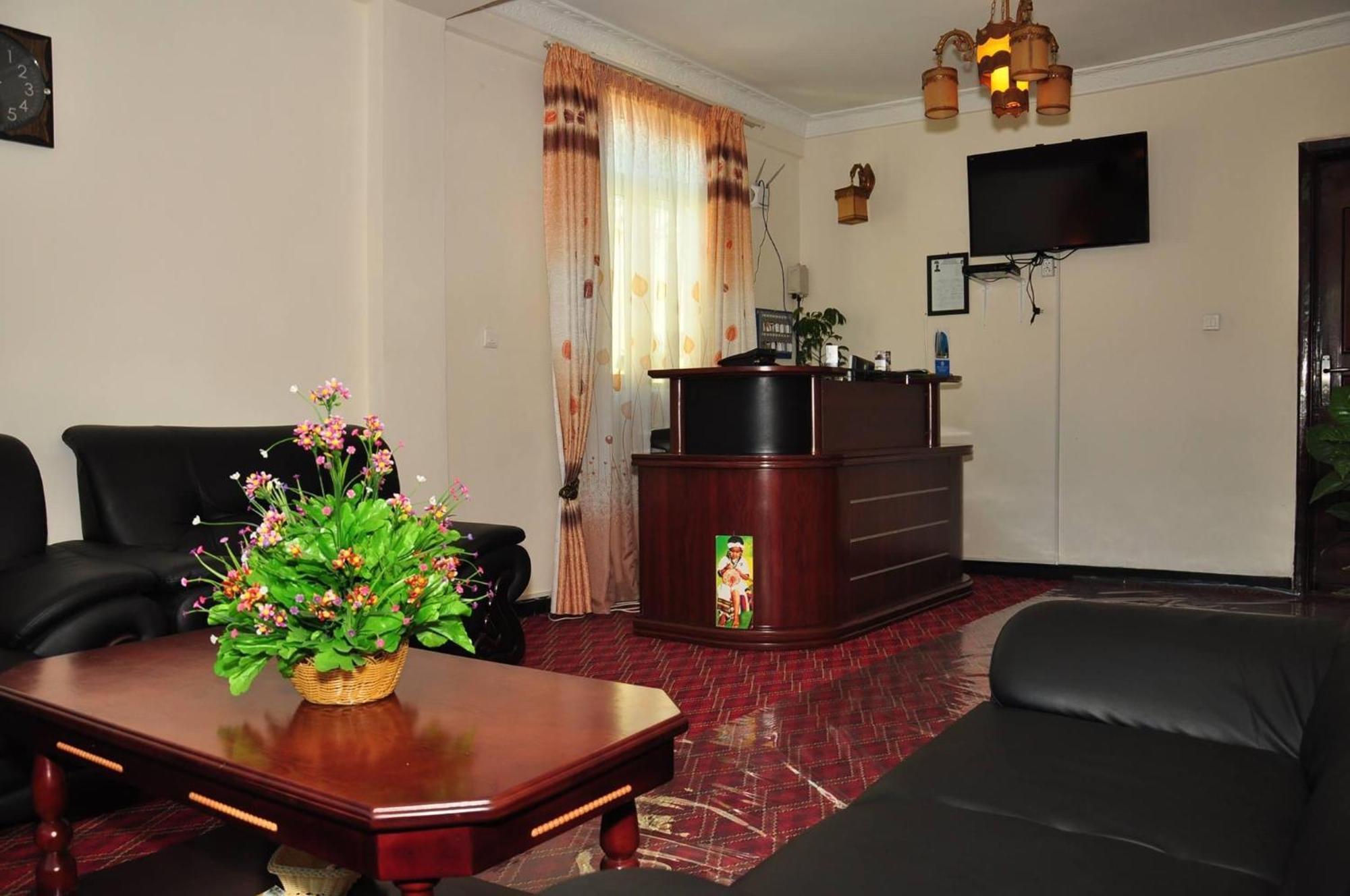 Keba Guest Inn Addis Ababa Dış mekan fotoğraf